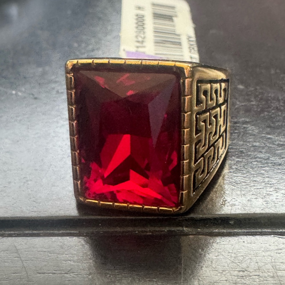 Gold Ring with Red Gemstone men